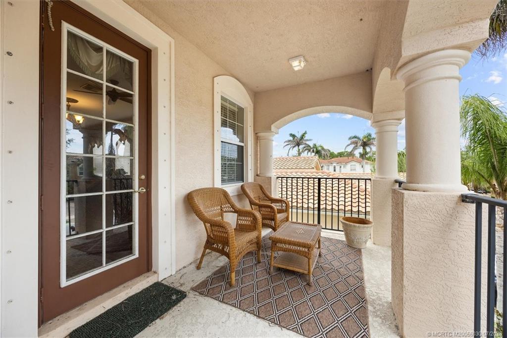 5718 SW Bald Eagle Drive