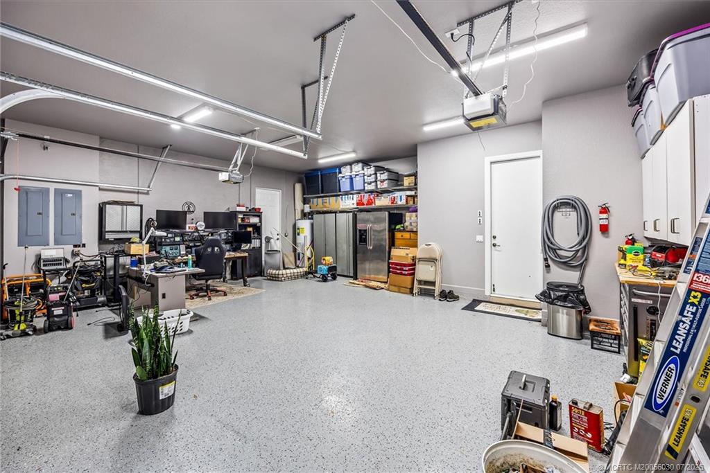 5718 SW Bald Eagle Drive
