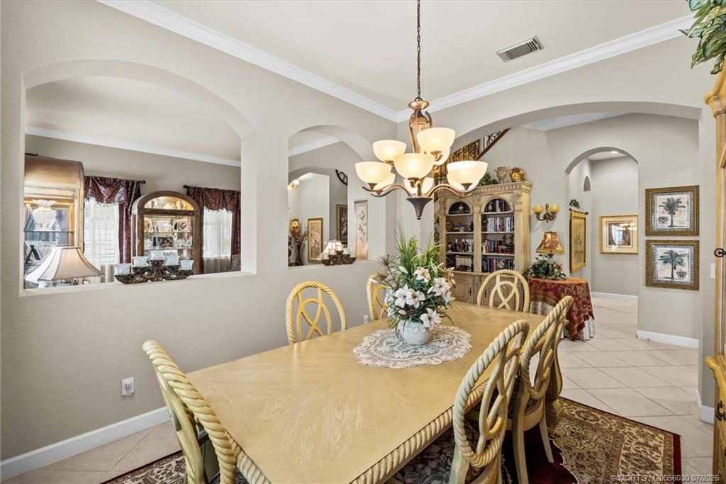 5718 SW Bald Eagle Drive