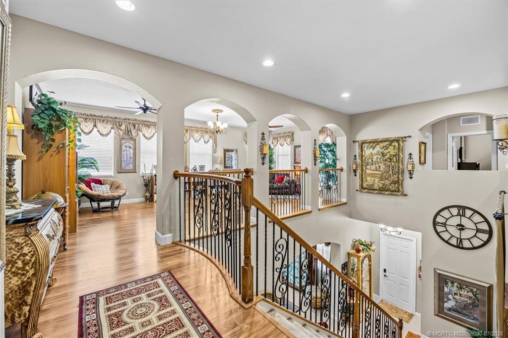 5718 SW Bald Eagle Drive