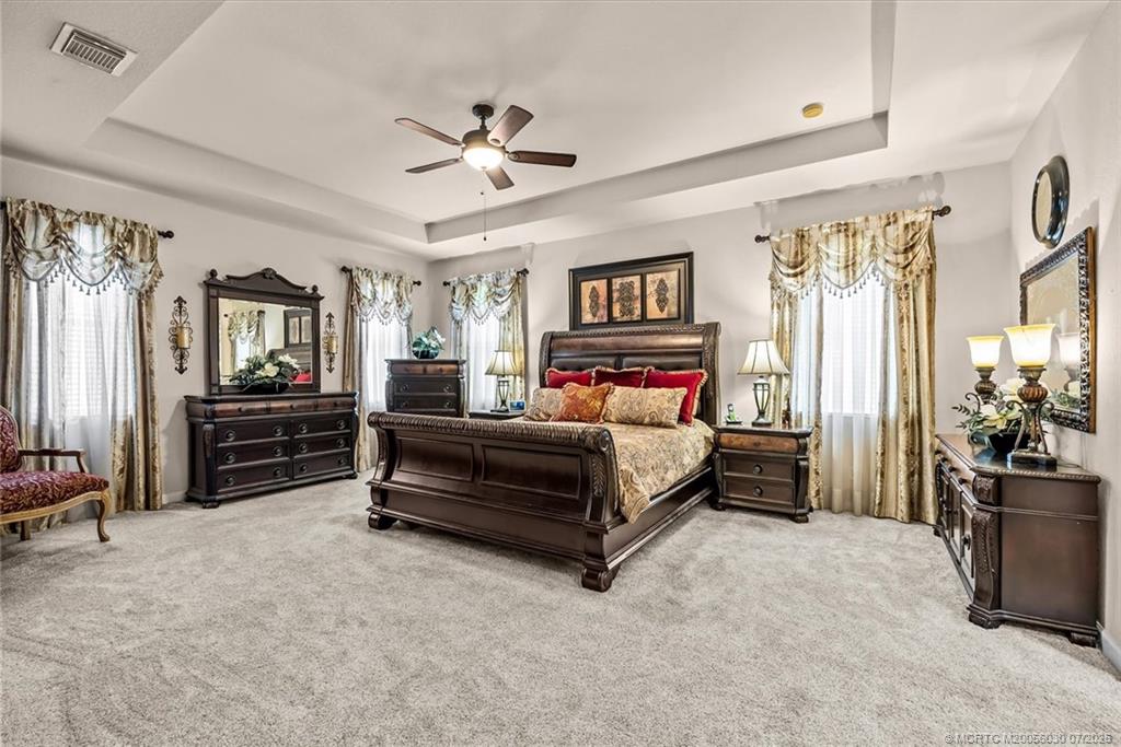 5718 SW Bald Eagle Drive