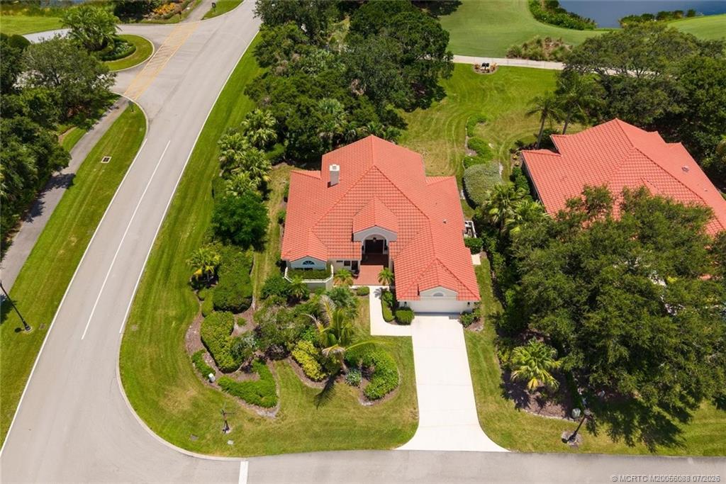 2001 NW Laurel Oak Lane