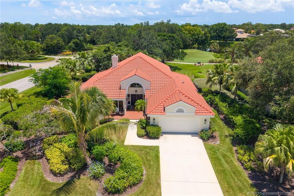 2001 NW Laurel Oak Lane