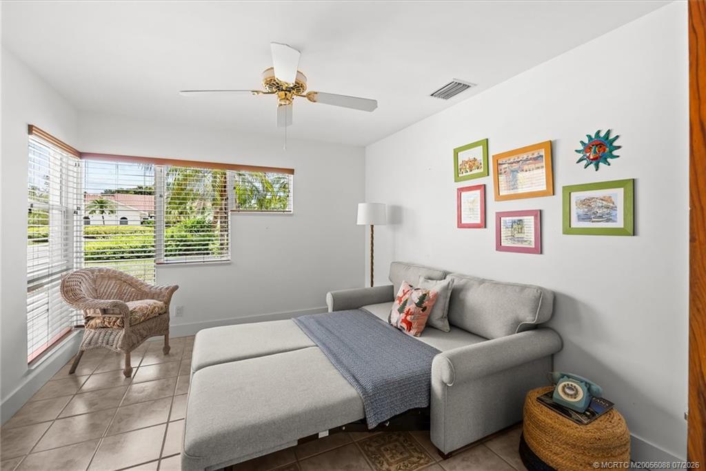 2001 NW Laurel Oak Lane