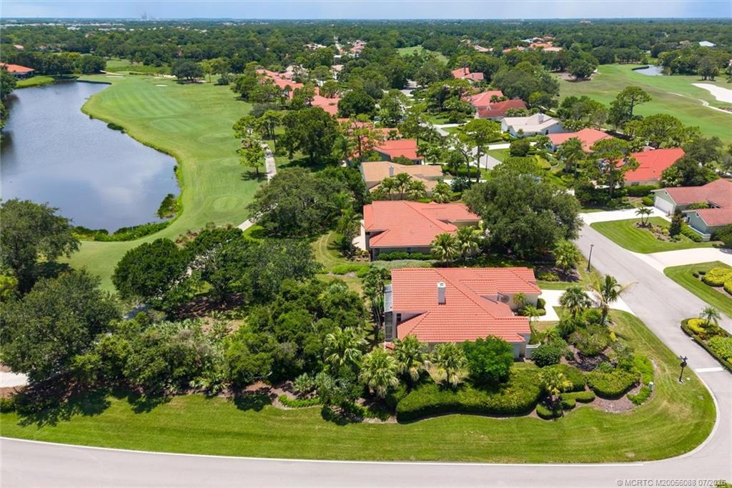 2001 NW Laurel Oak Lane
