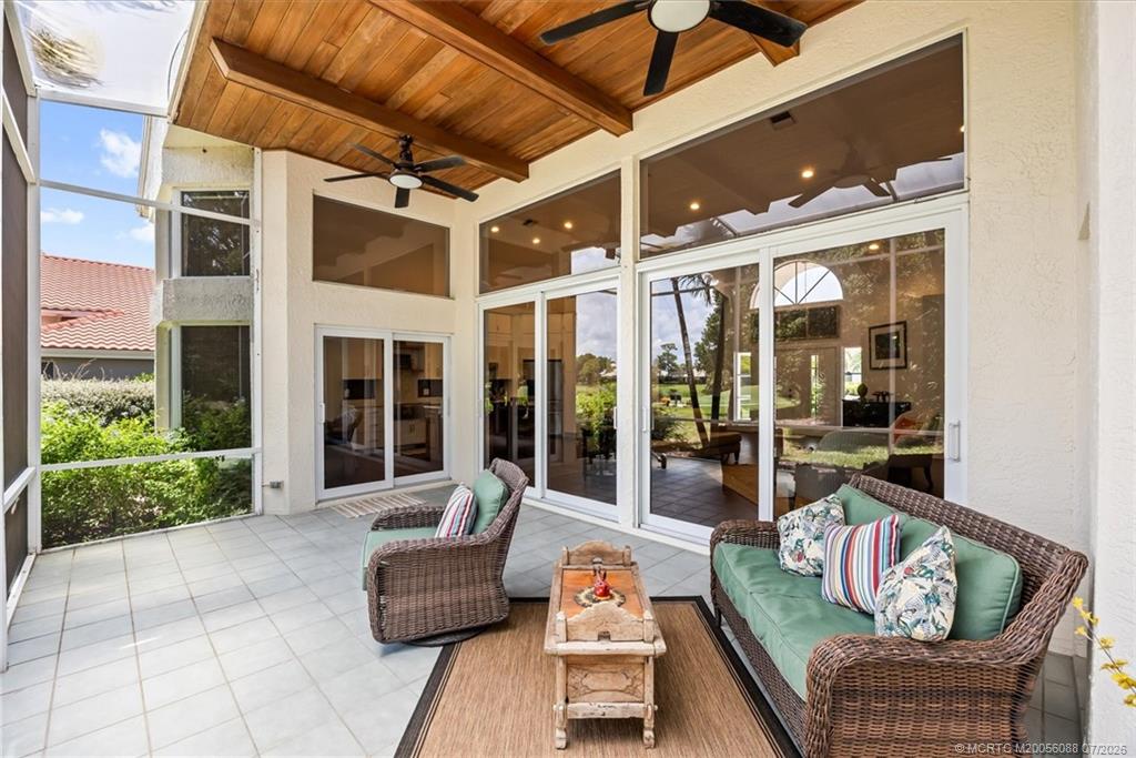2001 NW Laurel Oak Lane
