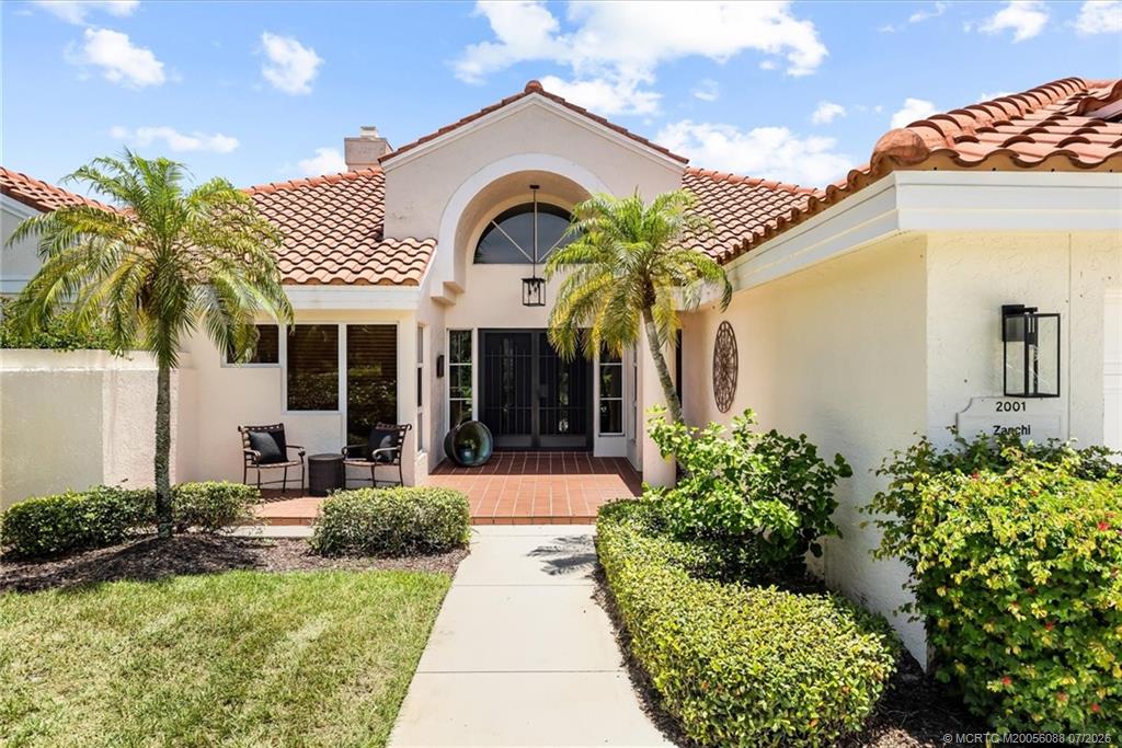 2001 NW Laurel Oak Lane