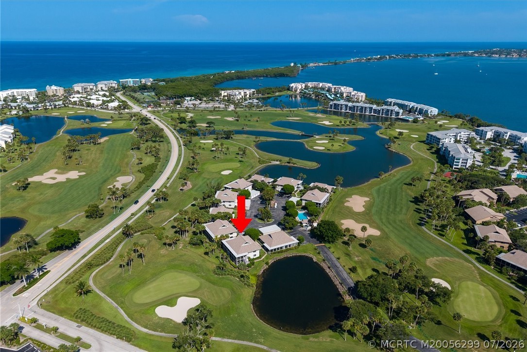 333 NE Golfview Circle