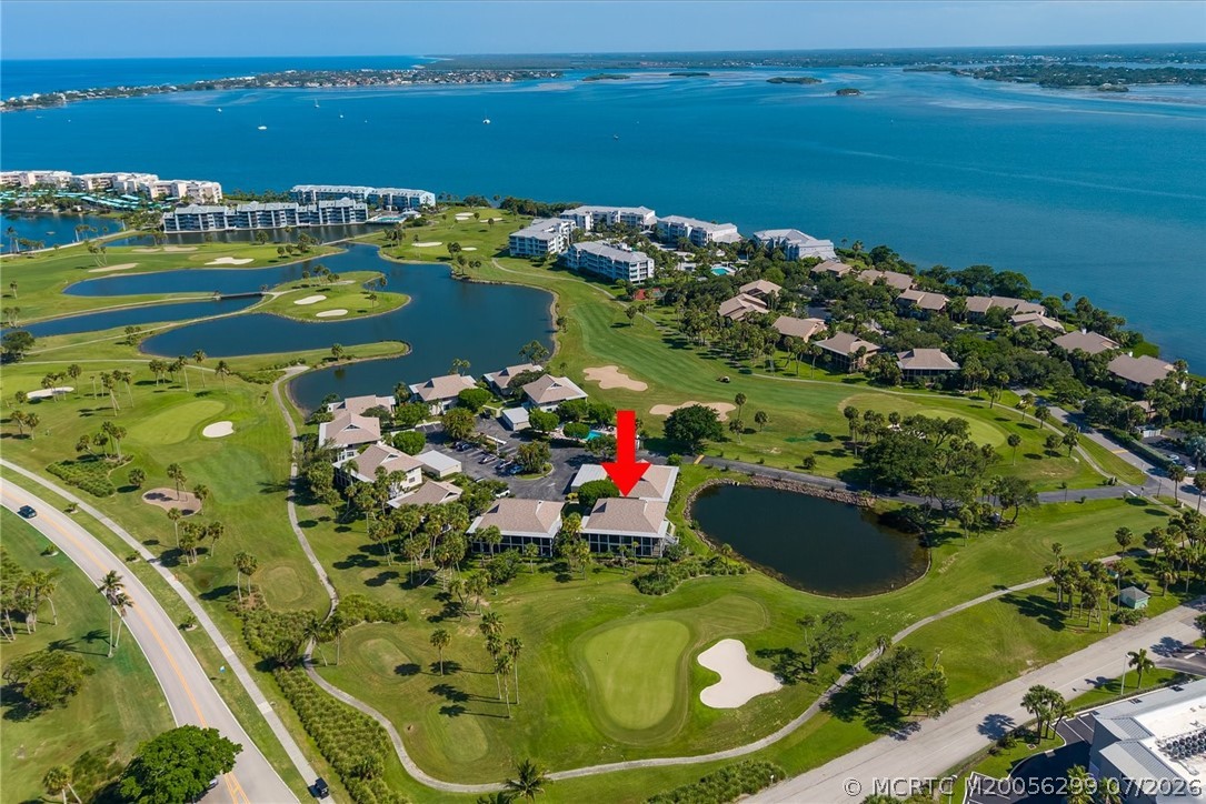 333 NE Golfview Circle