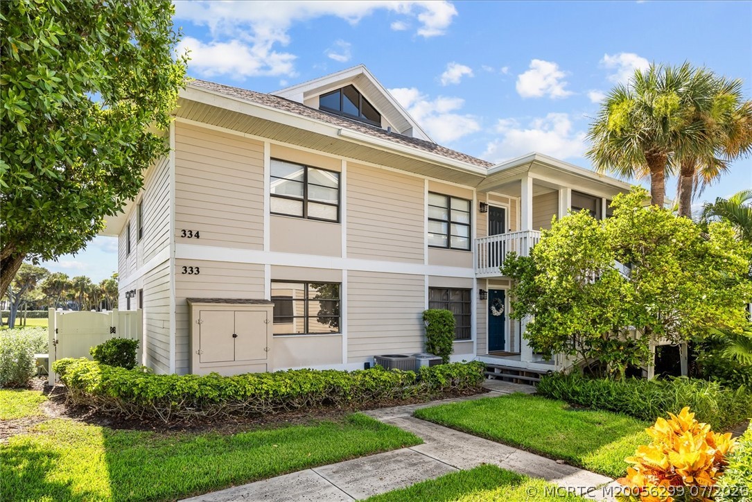 333 NE Golfview Circle