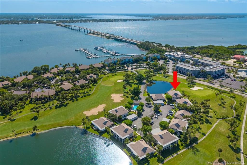 333 NE Golfview Circle