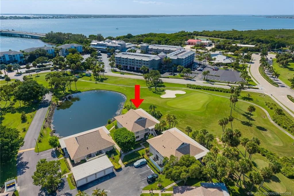 333 NE Golfview Circle