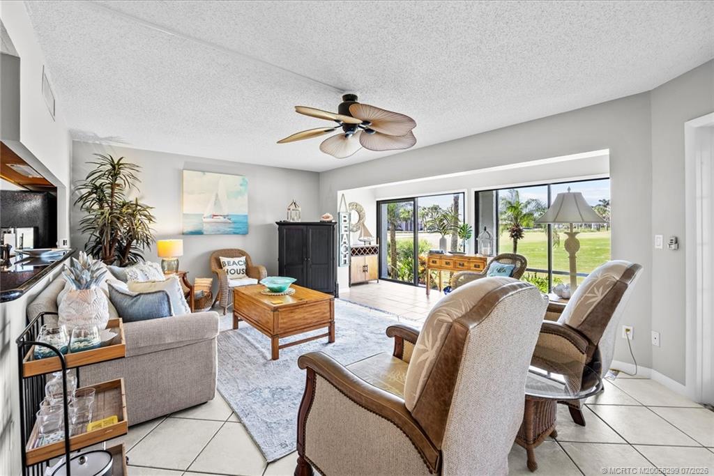 333 NE Golfview Circle