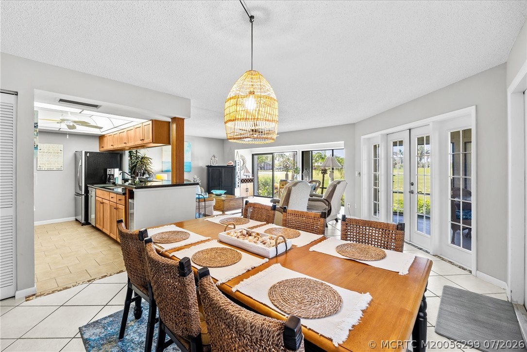 333 NE Golfview Circle