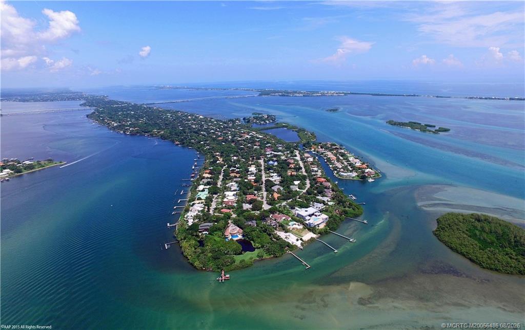 2 Island Road