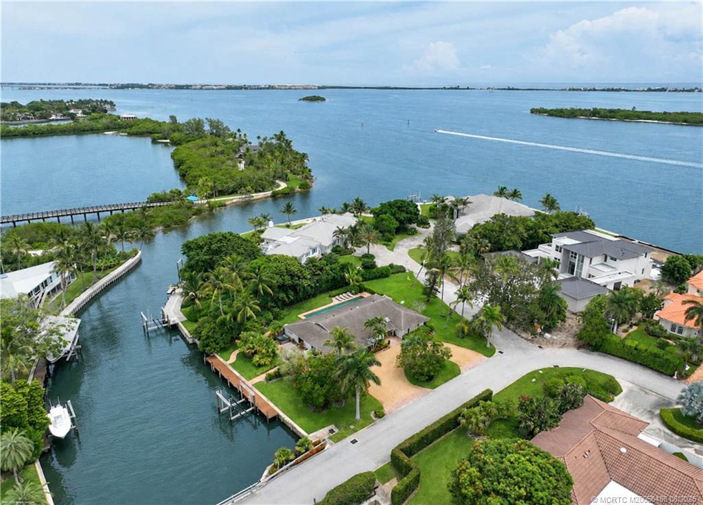 2 Island Road
