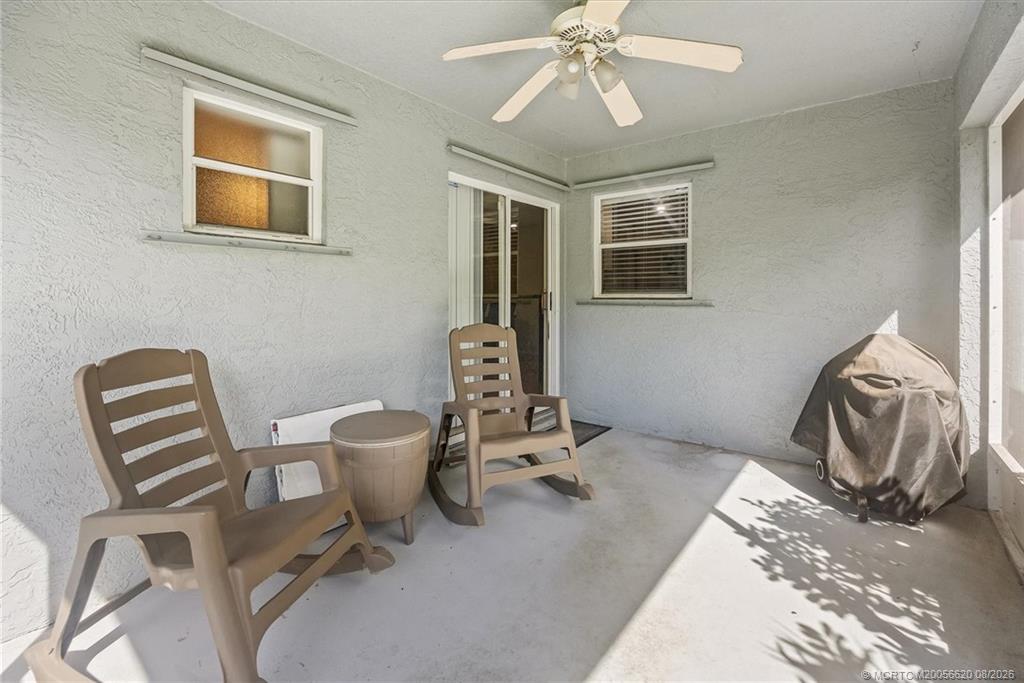 256 SW Christmas Terrace
