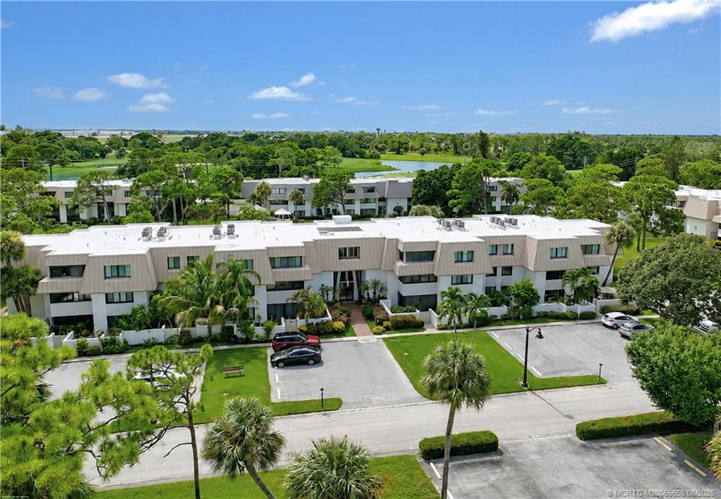 1800 SE Saint Lucie Blvd 6-201