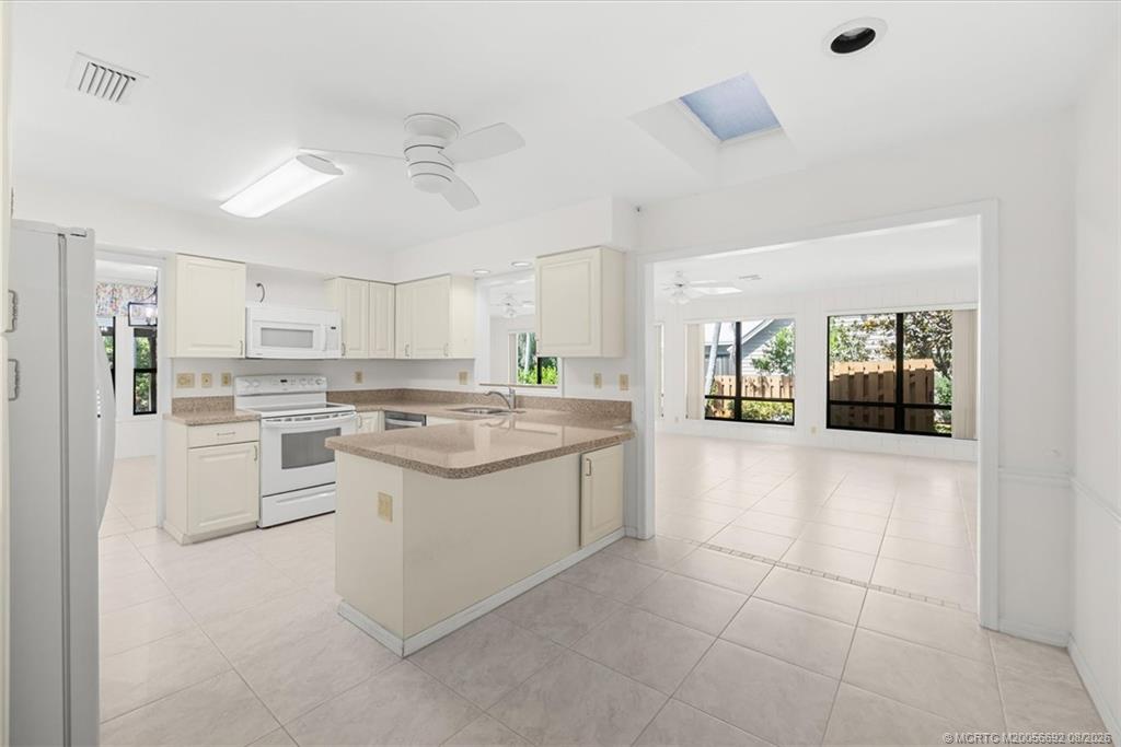 1904 NW 22nd Street