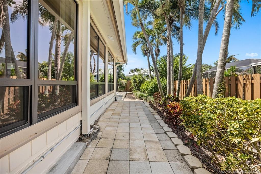 1904 NW 22nd Street