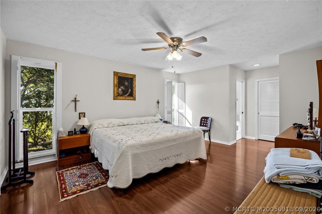 571 NE Town Terrace