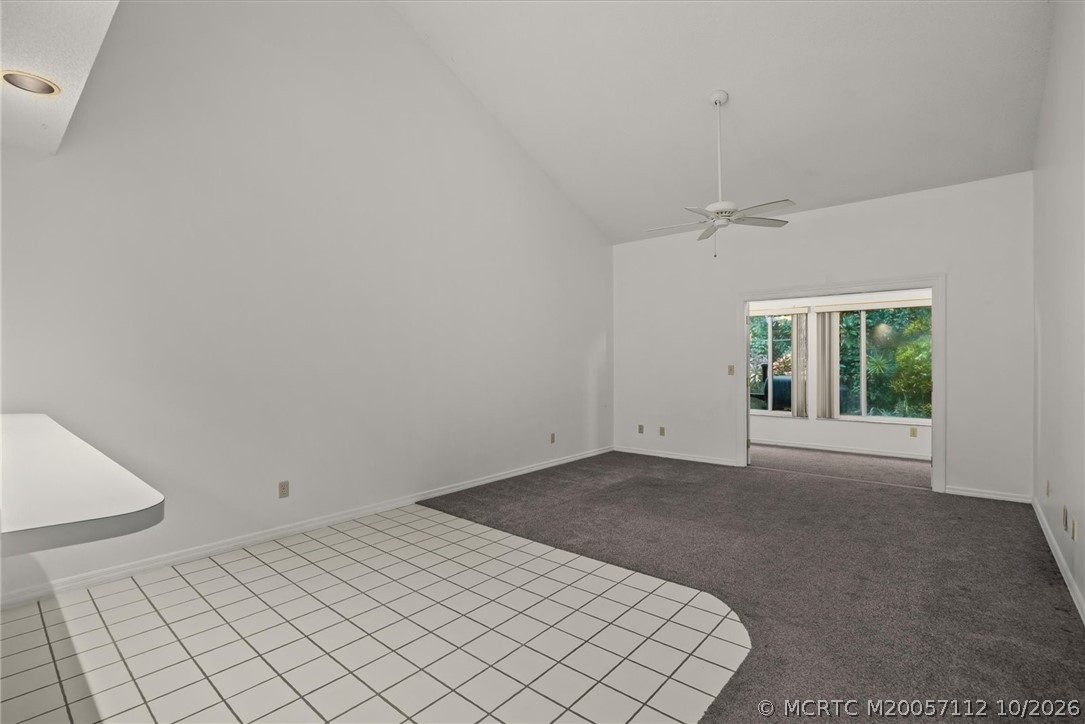 663 NE Wax Myrtle Way