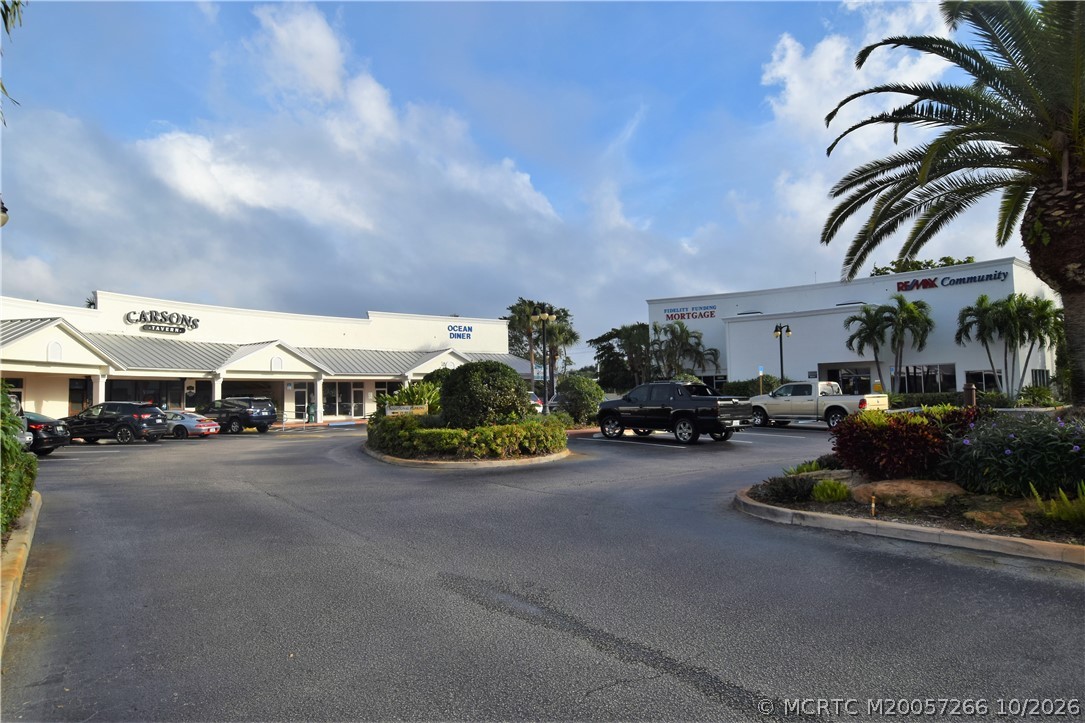 2895 SE Ocean Blvd 1
