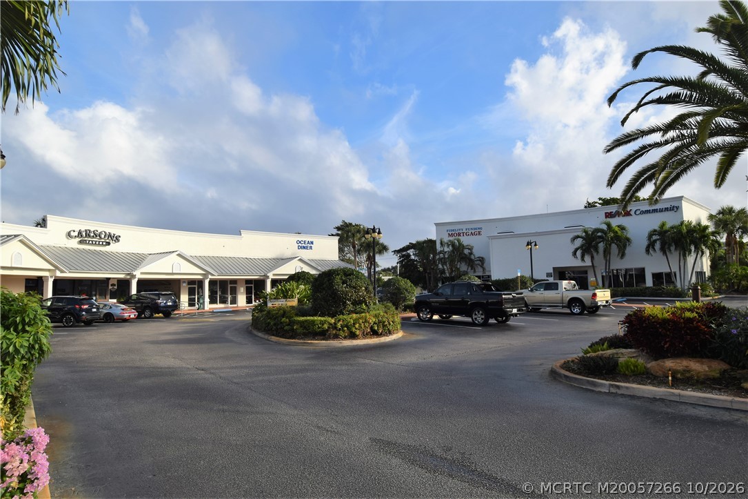 2895 SE Ocean Blvd 1