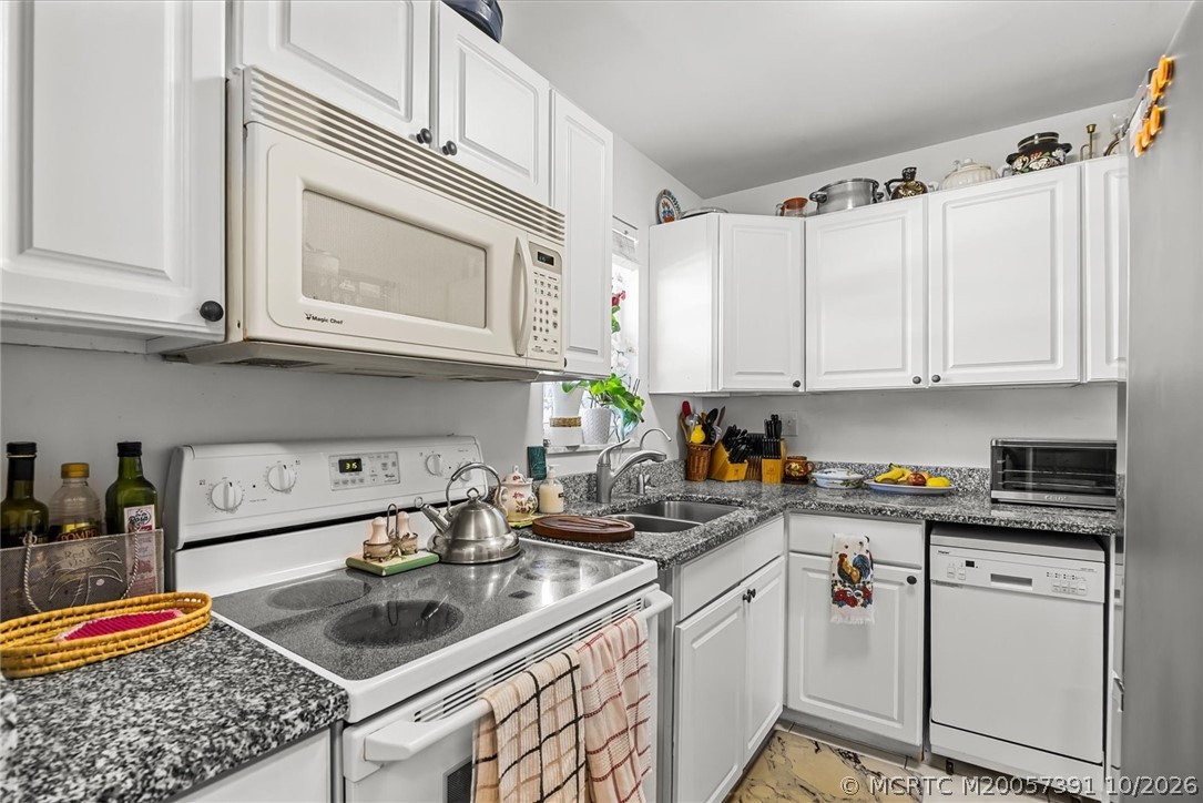 1943 SW Palm City Road D