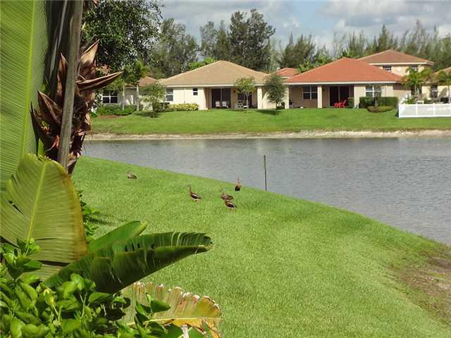 3080 SW Porpoise Circle 3080