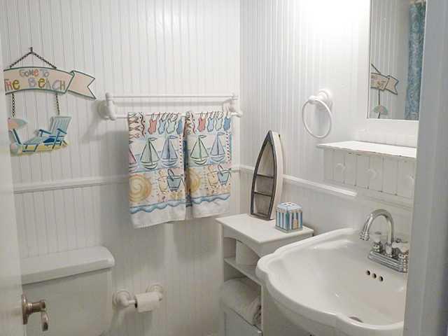 2355 NE Ocean Blvd 4a