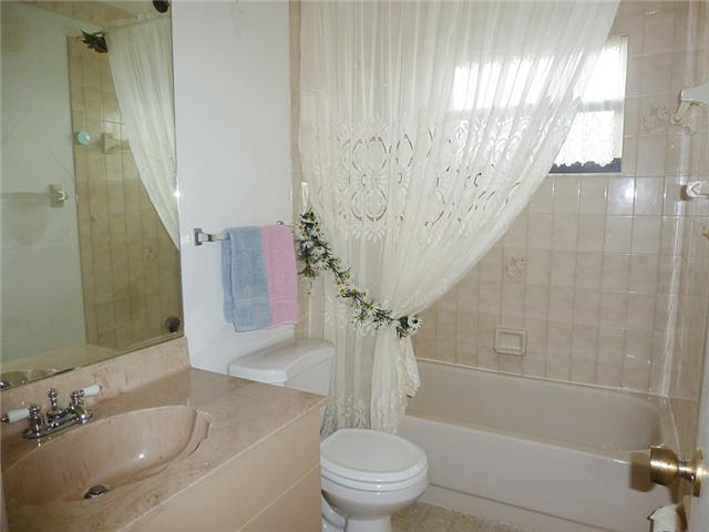 557 NE Maranta Terrado Terrace 557