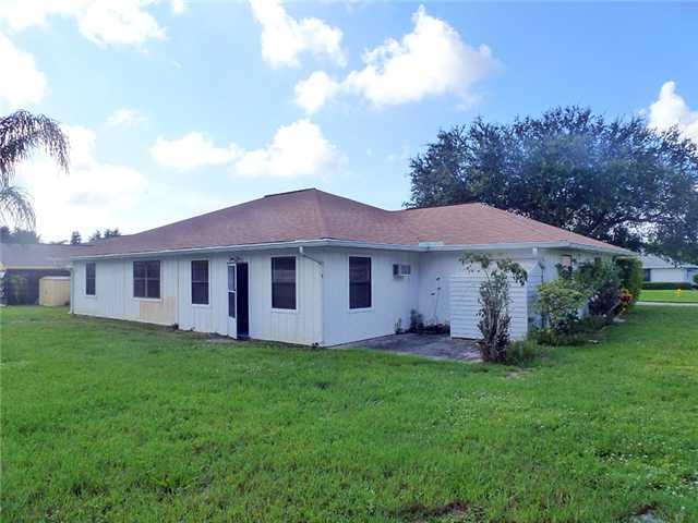 557 NE Maranta Terrado Terrace 557