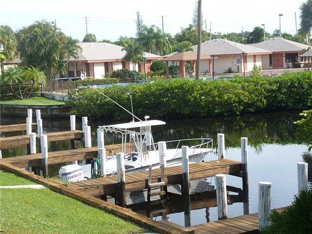 1421 NE 14TH COURT Ct unit q 25