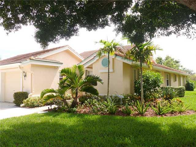 1492 SW Greens Pointe Way 1492