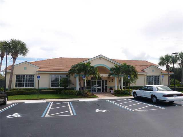 1492 SW Greens Pointe Way 1492