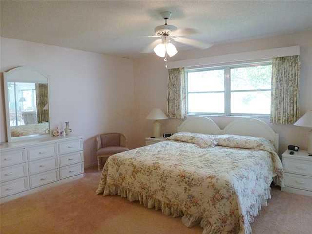 3060 SE Santa Anita Street 3060