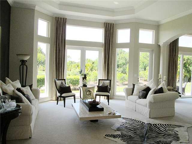 872 SW SQUIRE JOHNS Lane X