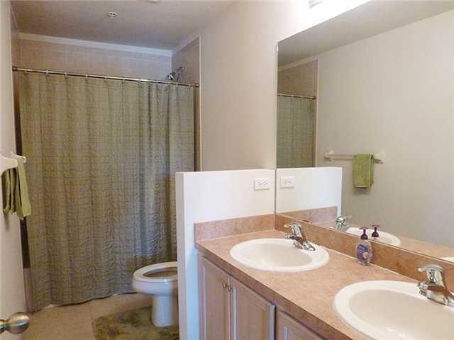 304 SE Bloxham Way 304