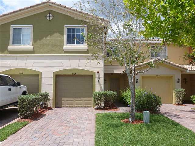 304 SE Bloxham Way 304