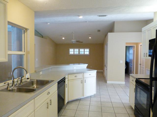 2079 SW Danforth Circle 2079