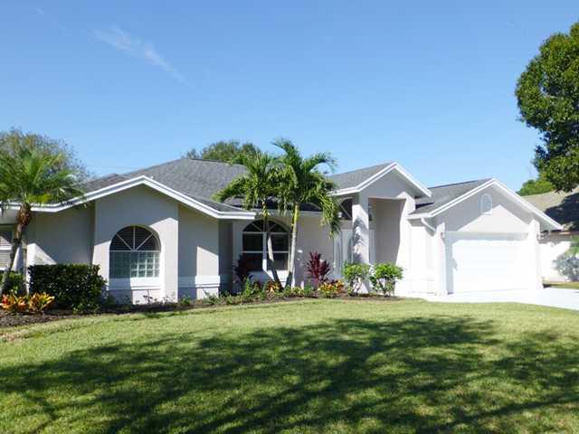2079 SW Danforth Circle 2079