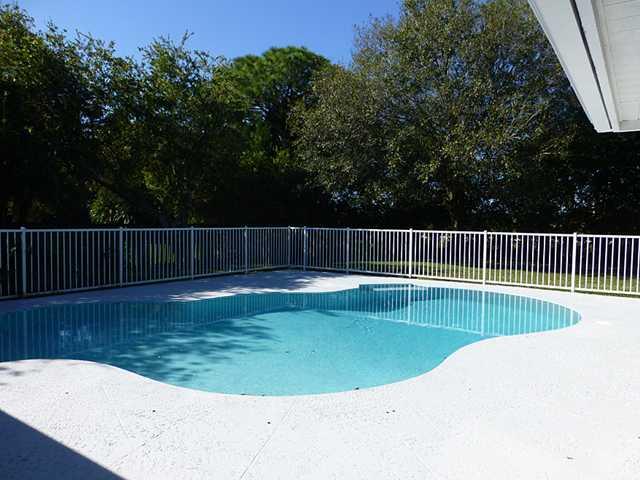2079 SW Danforth Circle 2079
