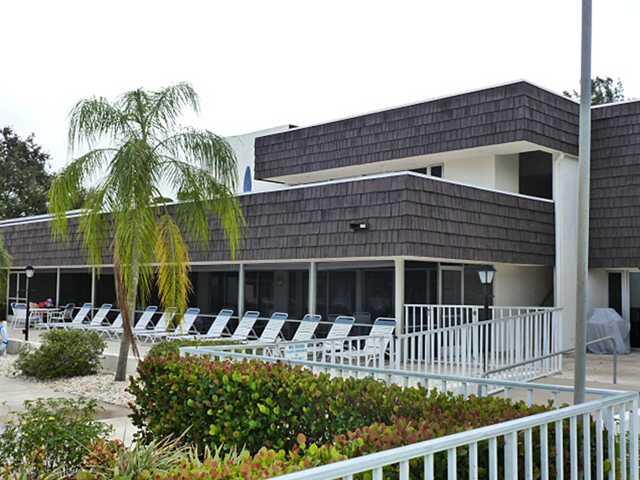 1225 NW 21st Street 2-204