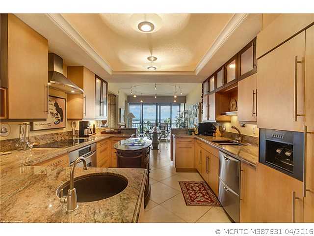 2816 SE DUNE Drive 2405