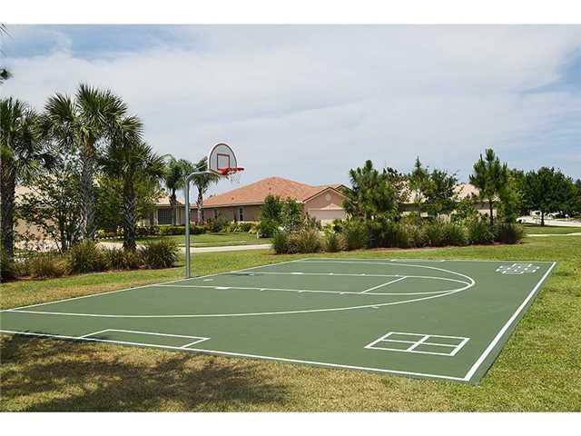 1423 SE Legacy Cove Circle 1423