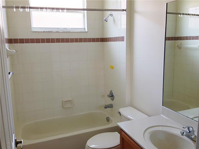 1684 SE Lake Legacy Way 1684