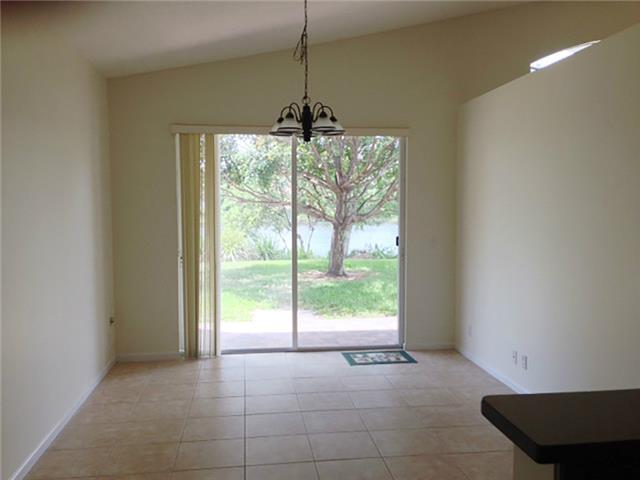 1684 SE Lake Legacy Way 1684