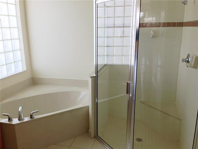 1684 SE Lake Legacy Way 1684