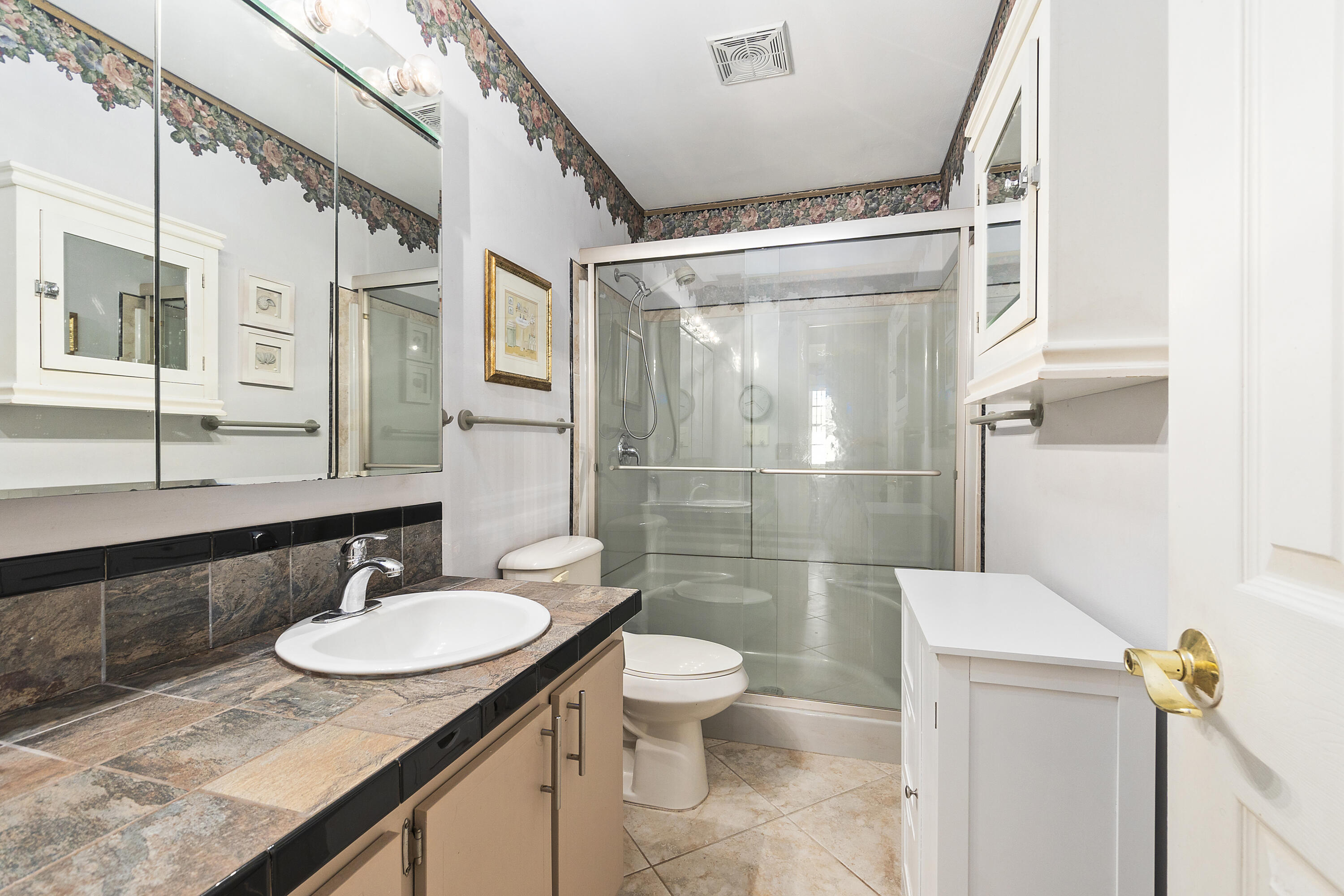 2600 SE Ocean Boulevard Z-9